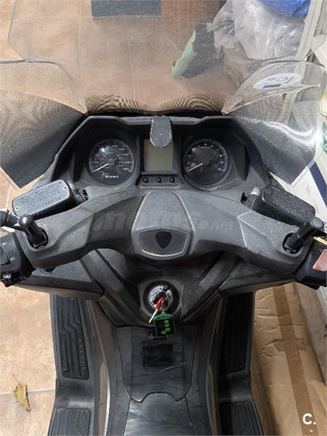 Kymco Grand Dink 300 1950 € 2017 Barcelona - 4