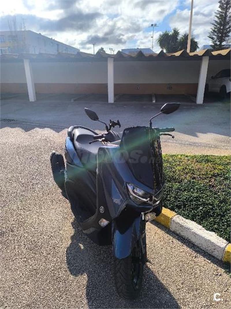 Yamaha NMAX – Vista 5