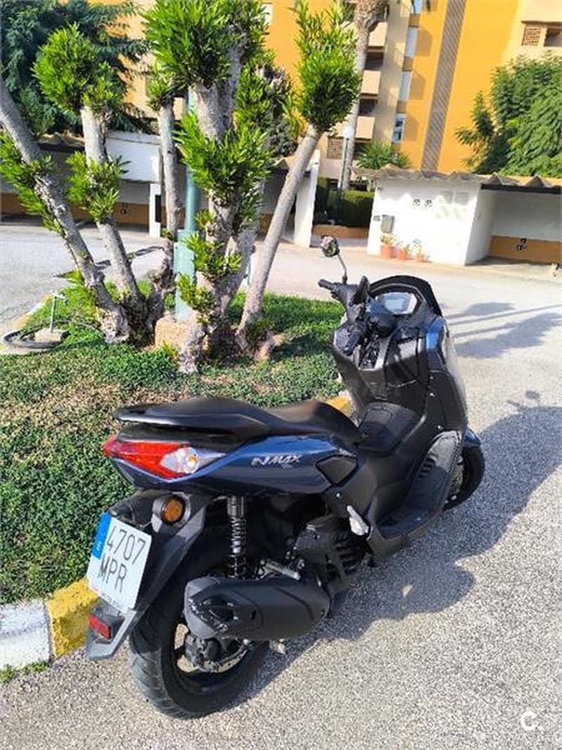 Yamaha NMAX – Vista 7