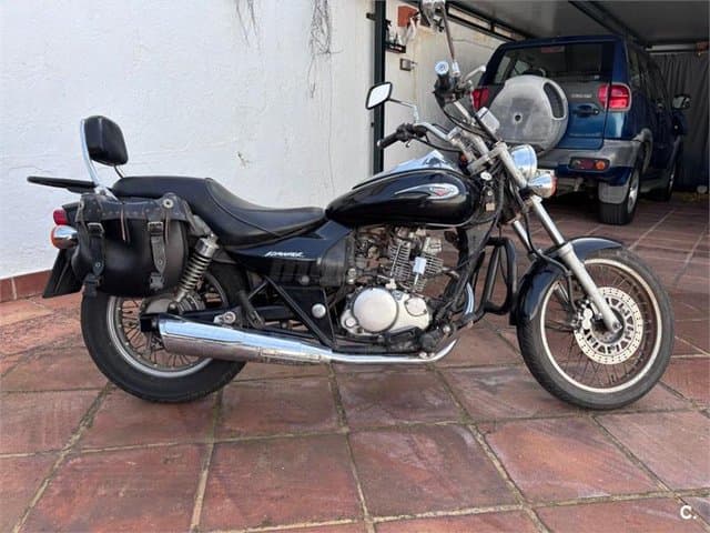 Kawasaki Eliminator 125 – Vista 4