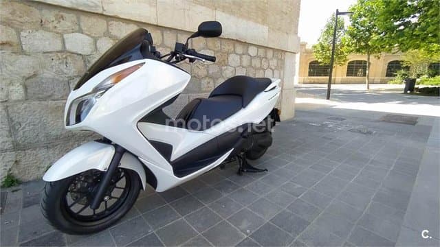 Honda NSS 300 Forza ABS 3499 € 2013 Valencia - 1