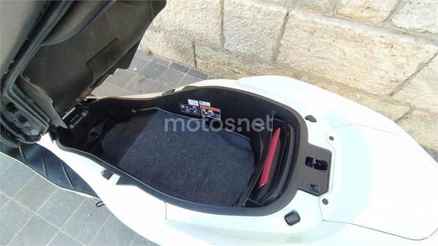 Honda NSS 300 Forza ABS 3499 € 2013 Valencia - 2