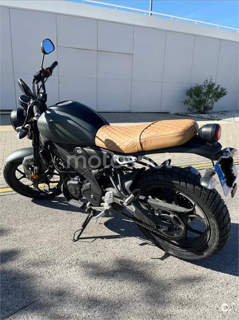 Yamaha XSR 125 – Vista 6