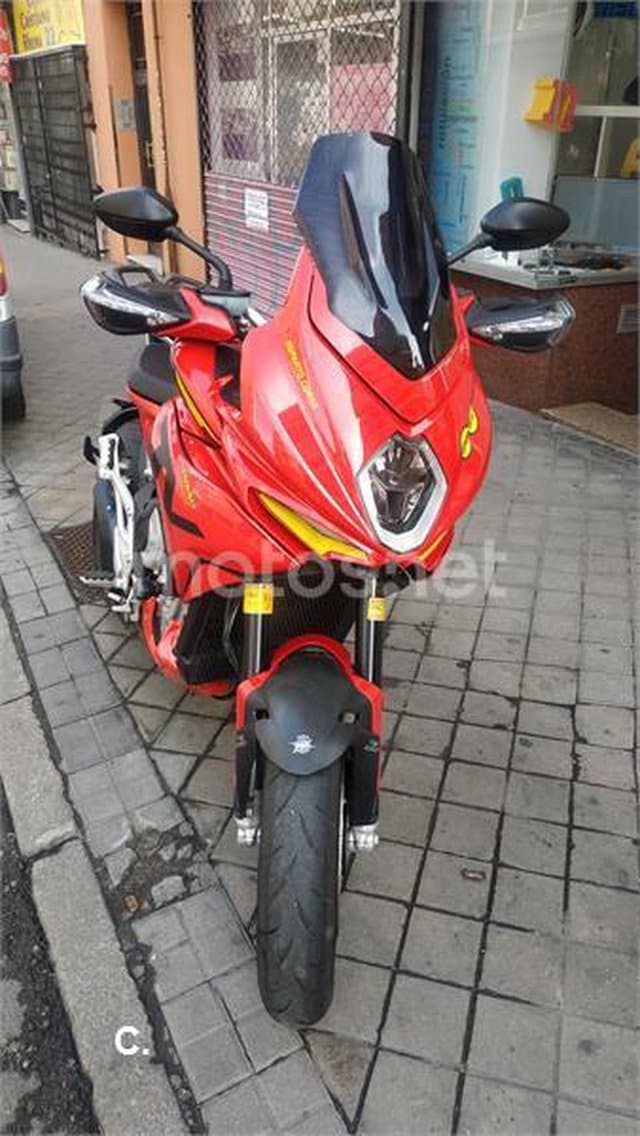 MV Agusta Turismo Veloce 800 – Vista 2