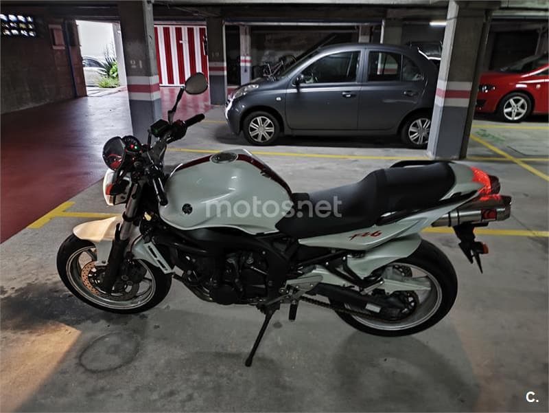Yamaha FZ6 S S2 2800 € 2008 A Coruña - 3