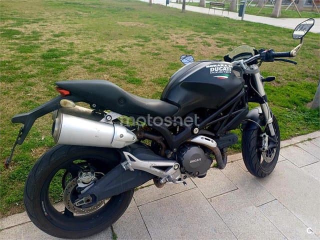 Ducati Monster 696 – Vista 1