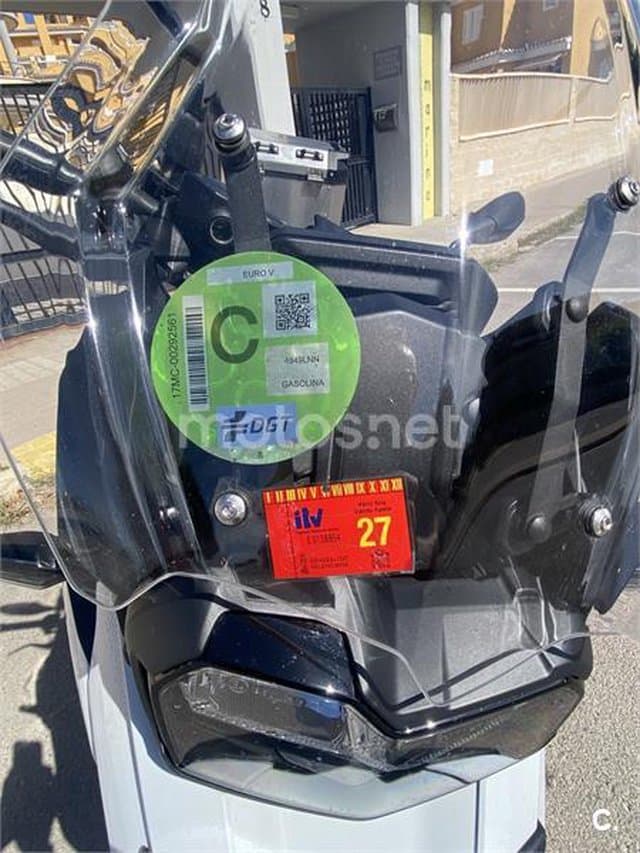 BMW F 750 – Vista 4