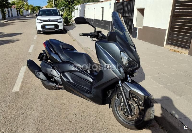 Yamaha XMAX 400 – Vista 2