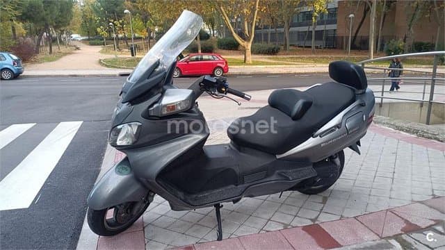 Suzuki BURGMAN 650 Executive 3250 € 2007 Madrid - 4