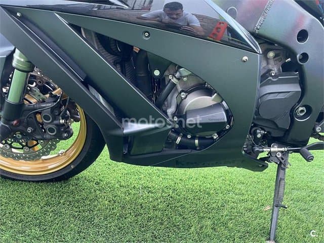 Kawasaki ZX 10R ABS – Vista 4