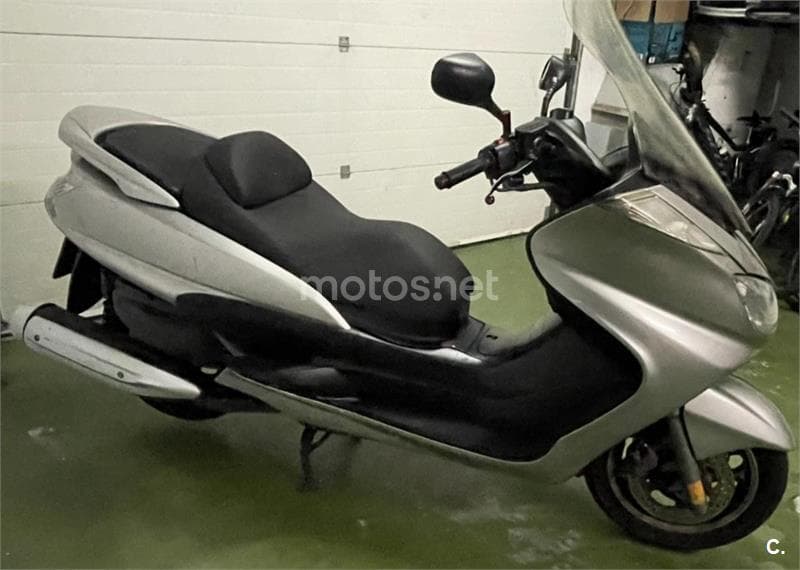 Yamaha YP Majesty 400 – Vista 7