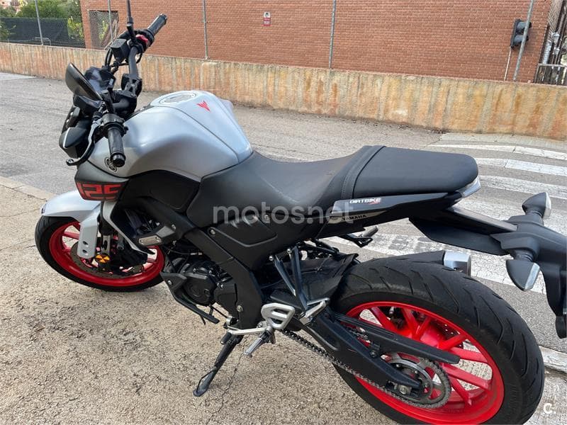 Yamaha MT-125 – Vista 2