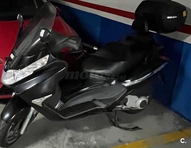 Piaggio X8 125 – Vista 2