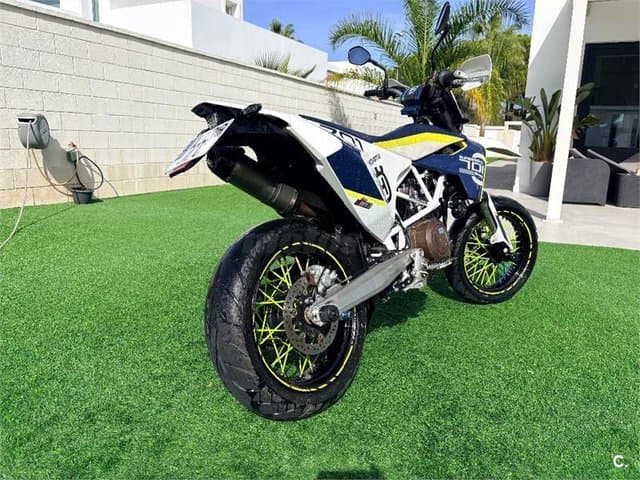 Husqvarna 701 Supermoto 6450 € 2017 Huelva - 1