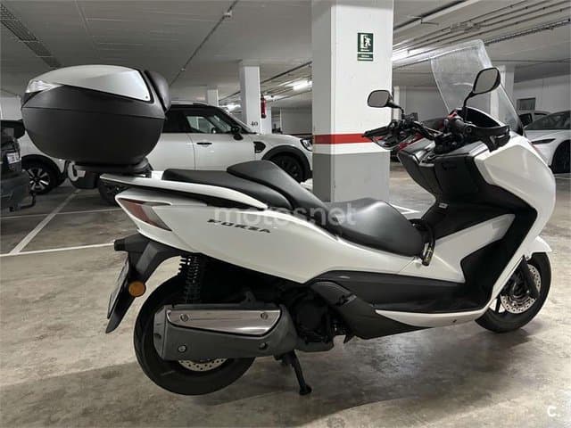 Honda NSS 300 Forza ABS 3000 € 2014 Barcelona - 1