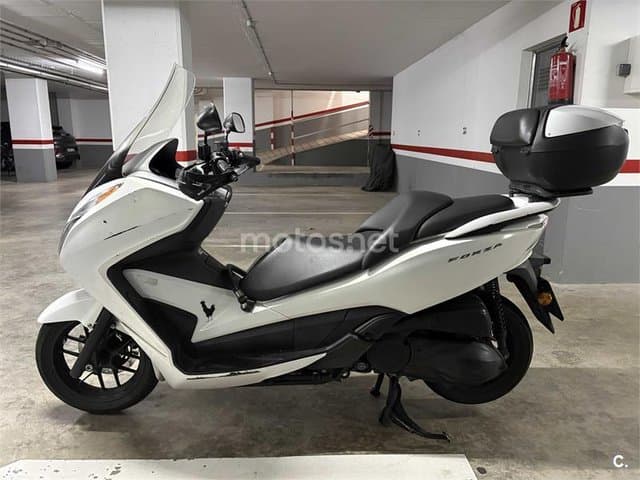 Honda NSS 300 Forza ABS 3000 € 2014 Barcelona - 4