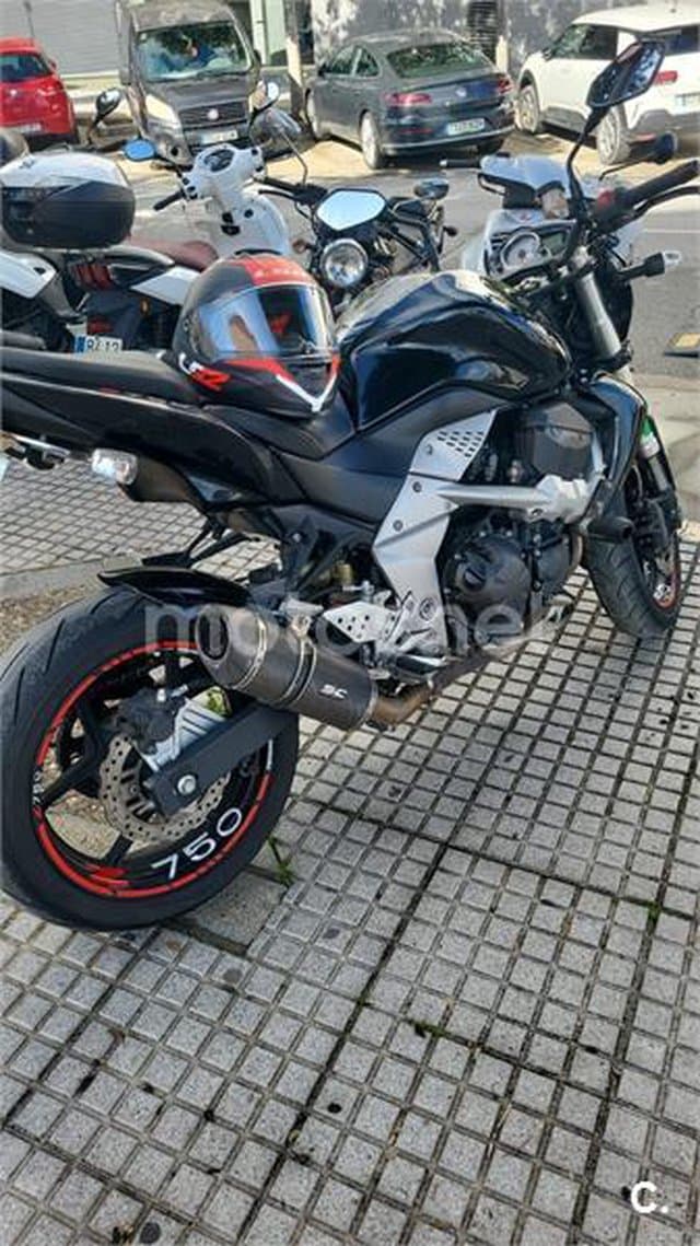 Kawasaki Z 750 – Vista 1