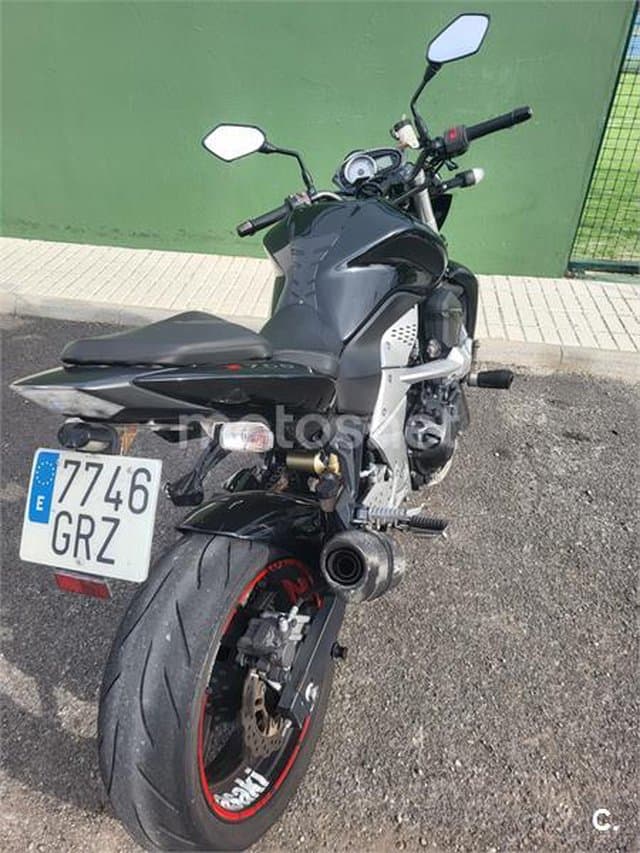 Kawasaki Z 750 – Vista 4