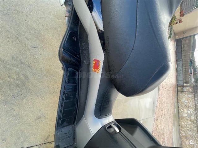 Piaggio MP3 125 – Vista 4