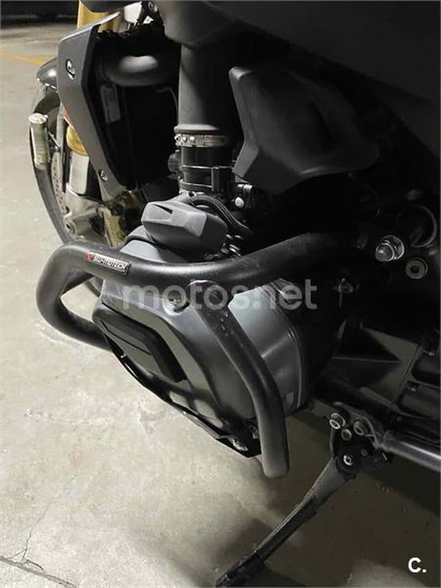 BMW R 1200 R 8500 € 2018 Madrid - 12