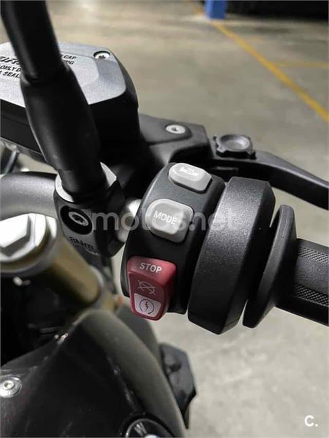 BMW R 1200 R 8500 € 2018 Madrid - 8