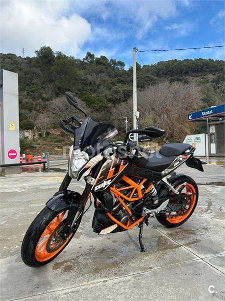 KTM 390 Duke 2700 € 2014 Barcelona - 1