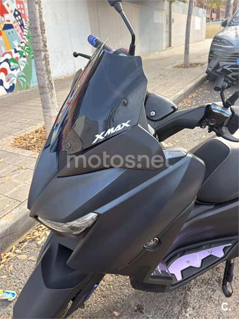Yamaha XMAX 300 – Vista 17