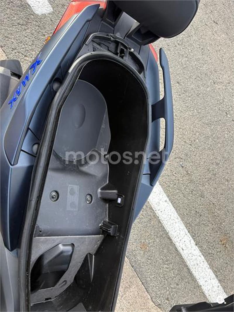 Yamaha XMAX 300 – Vista 6