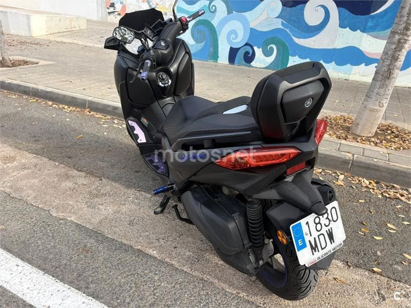 Yamaha XMAX 300 – Vista 8