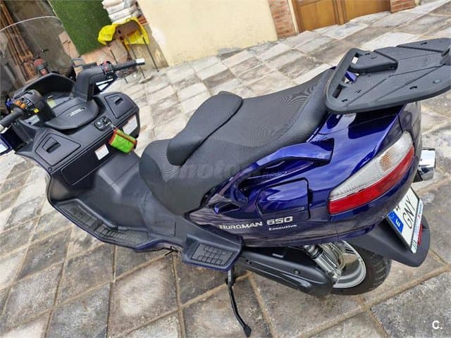 Suzuki BURGMAN 650 Edición Especial – Vista 2