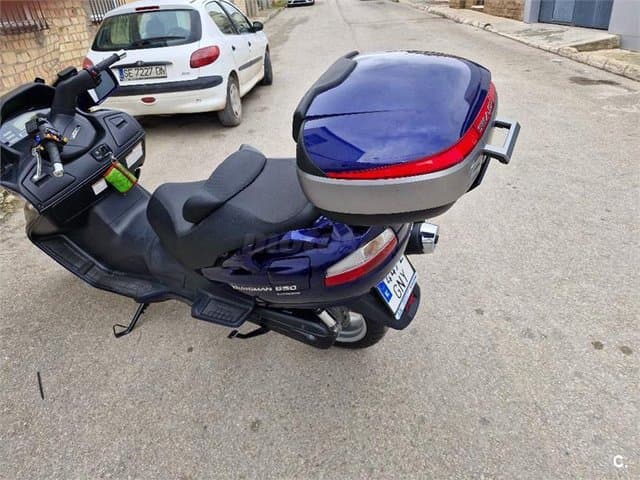 Suzuki BURGMAN 650 Edición Especial – Vista 6