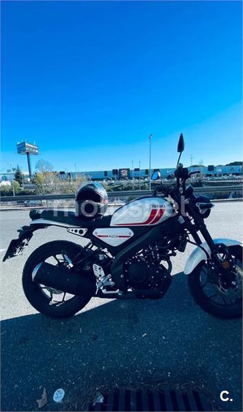 Yamaha XSR 125 – Vista 1