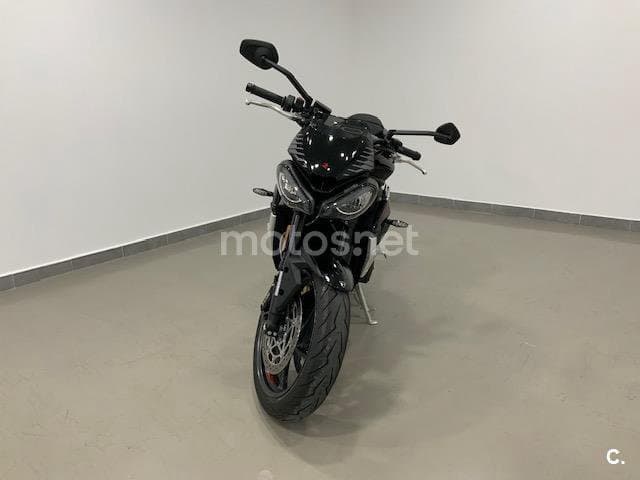 Triumph Street Triple 765 7899 € 2022 Zaragoza - 4
