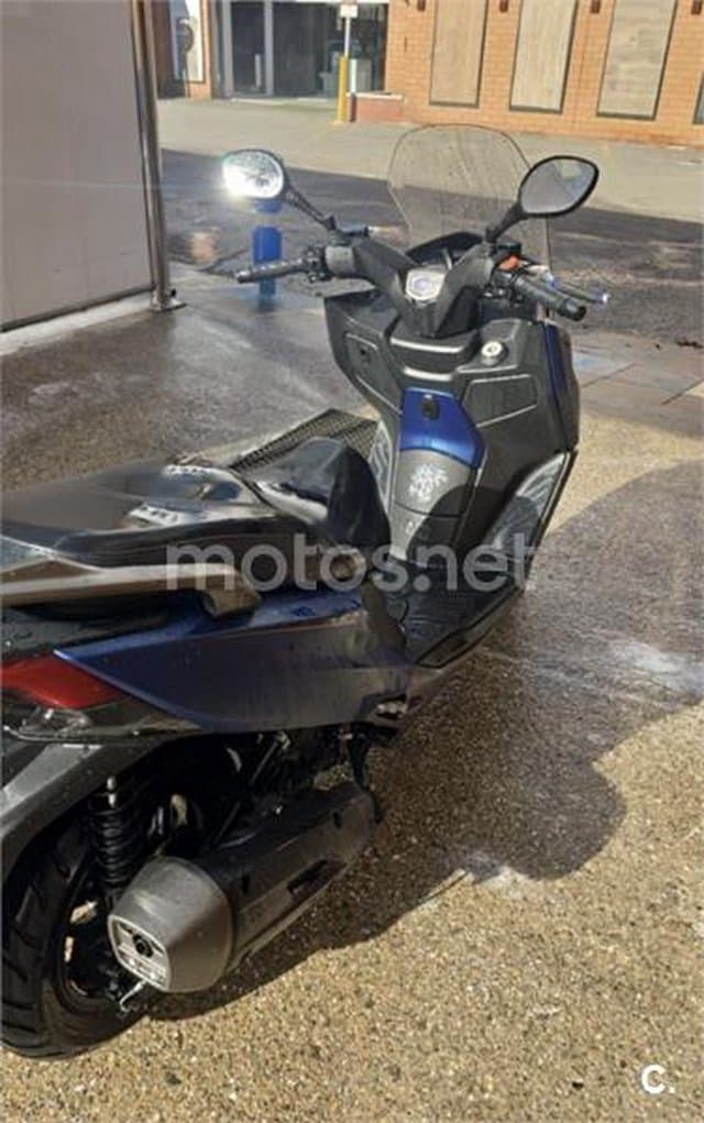 Kymco X-Town CT 125 – Vista 2