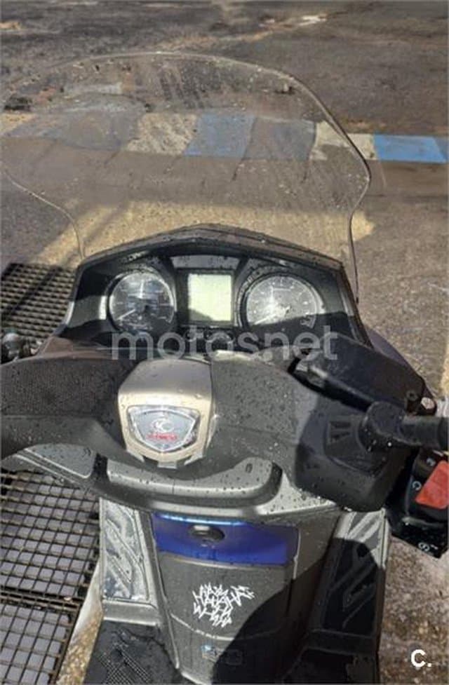 Kymco X-Town CT 125 – Vista 5