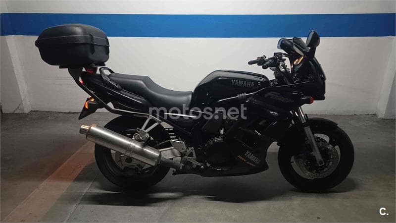Yamaha FZS 600 Fazer – Vista 2
