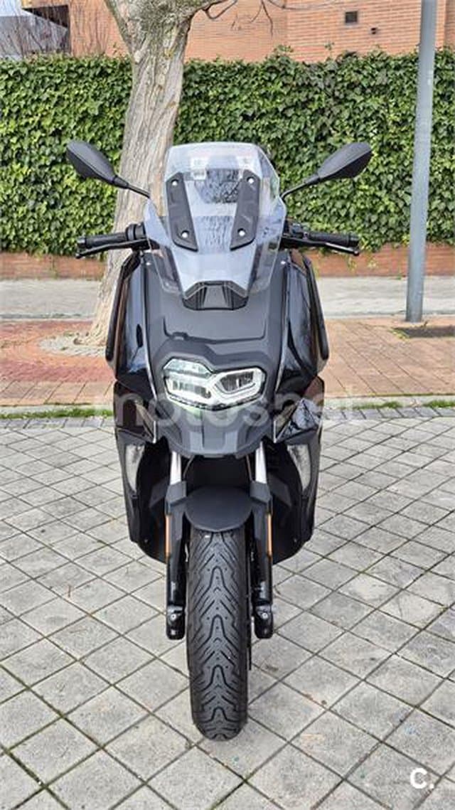 BMW C 400 X – Vista 1