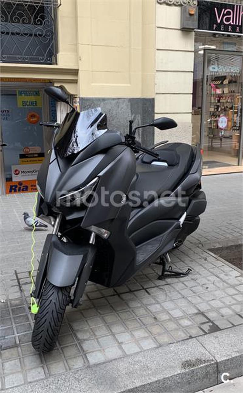 Yamaha XMAX 300 – Vista 1