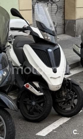 Piaggio MP3 – Vista 3