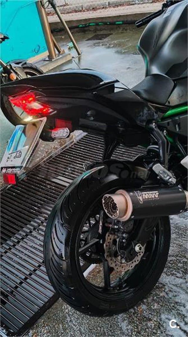 Kawasaki Z 650 – Vista 2