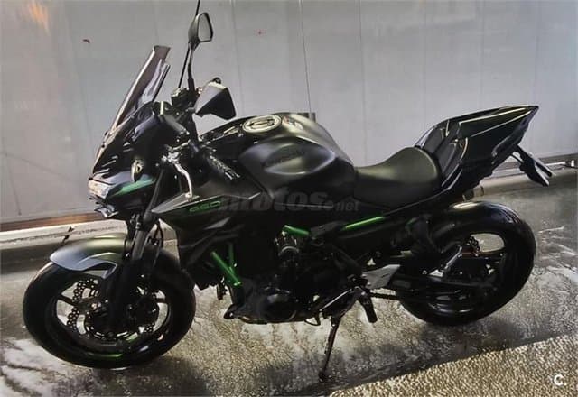 Kawasaki Z 650 – Vista 3