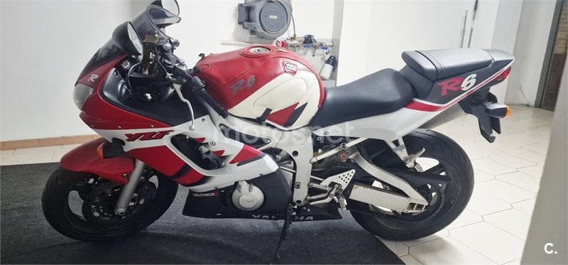 Yamaha YZF R6 – Vista 3