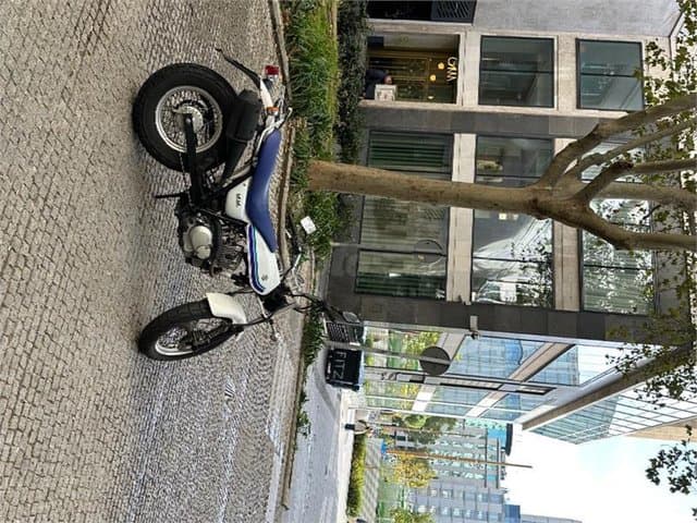 Suzuki VanVan 125 – Vista 4