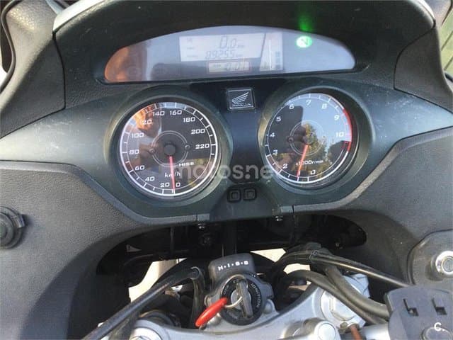 Honda VARADERO XL1000V C-ABS – Vista 4