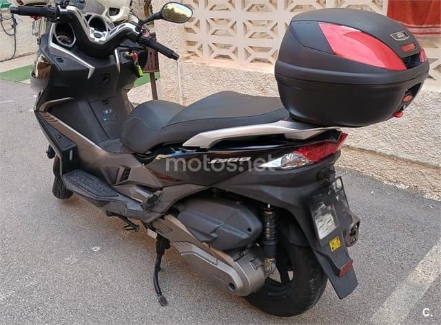 Kawasaki J 300 16.500 € 2014 Alicante - 2