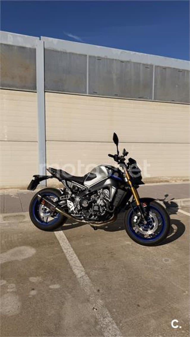 Yamaha MT 09 10.950 € 2023 Granada - 2
