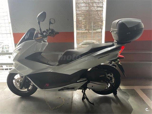 Honda PCX 125 – Vista 8