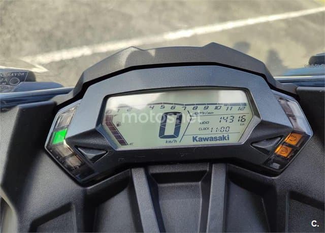 Kawasaki Ninja 125 – Vista 7