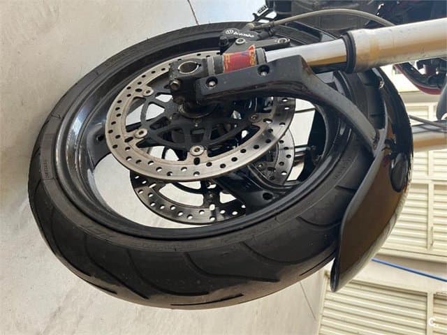 Ducati MONSTER 695 – Vista 12