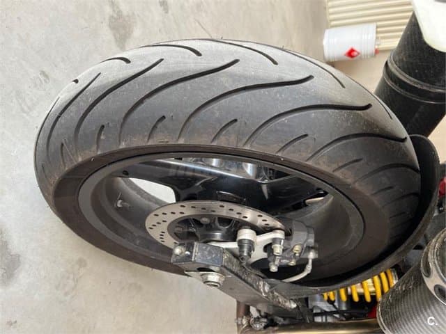 Ducati MONSTER 695 – Vista 13